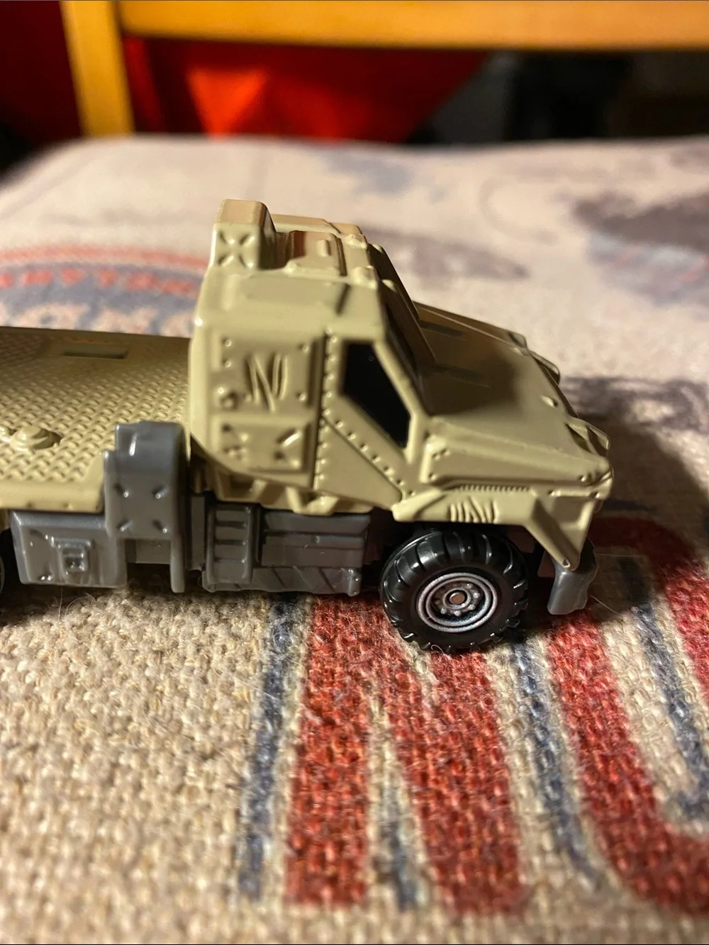 MATCHBOX JURASSIC WORLD DINO TRANSPORTERS